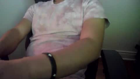 Snapshot of hunterrblood chatting on 04.25.26 Hunterr online show from 04.25.26