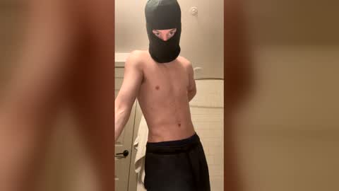 Snapshot of huntersolves chatting on 12.22.25 huntersolves online show from 12.22.25