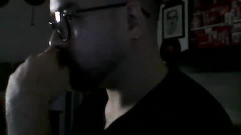Snapshot of hurtadodirector chatting on 05.13.26 hurtadodirector online show from 05.13.26