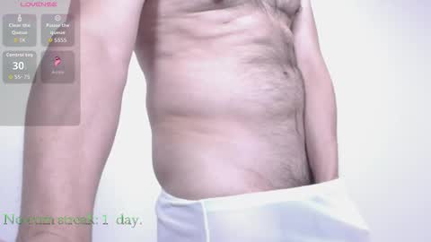 Snapshot of hxmister chatting on 10.30.25 Andrew online show from 10.30.25