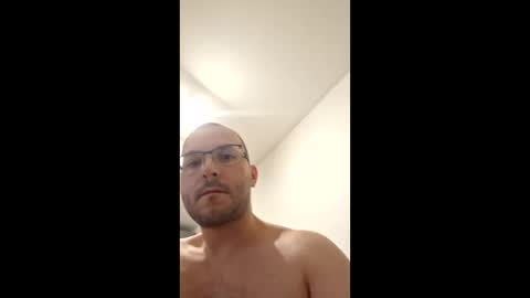 WatchMeCum online show from 03.05.26