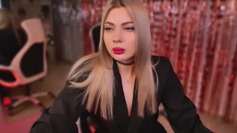 hyileyclark online show from 02.06.26