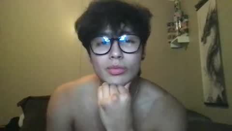 hyunluv online show from 10.18.25