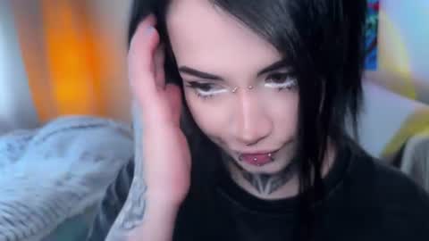 Snapshot of i_died_again chatting on 06.19.26 Asya online show from 06.19.26
