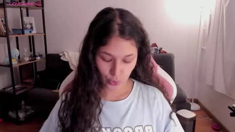 On instagram Imm  NikkiHelp me reach 100 likes online show from 12.14.25