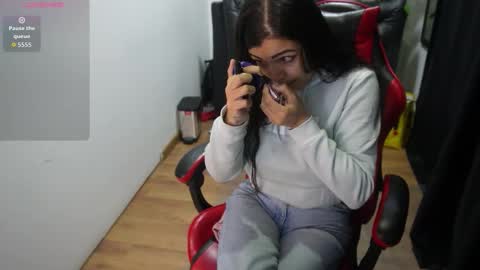 Snapshot of iam_sammy_01 chatting on 10.22.25 Sammy online show from 10.22.25