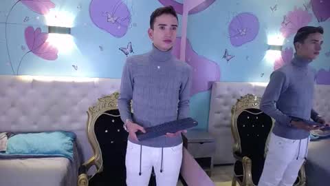 Iam Smith  online show from 01.13.26