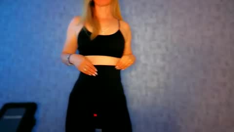 Snapshot of iam_venus chatting on 05.23.26 Venus online show from 05.23.26