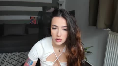 Snapshot of iamababygal chatting on 12.12.24 Baby Gal online show from 12.12.24