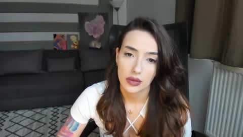 Snapshot of iamababygal chatting on 02.10.25 Baby Gal online show from 02.10.25