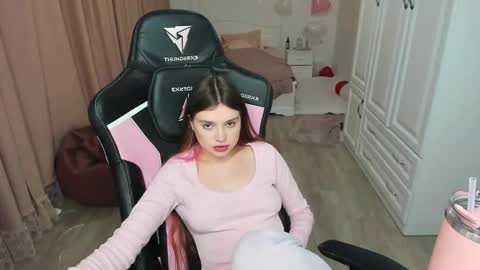 Cassie  STREAMS HERE EVERYDAY online show from 02.23.26