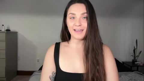 Snapshot of iamcrystalann chatting on 02.12.26 Crystal online show from 02.12.26