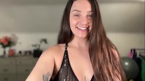 Snapshot of iamcrystalann chatting on 03.02.26 Crystal online show from 03.02.26