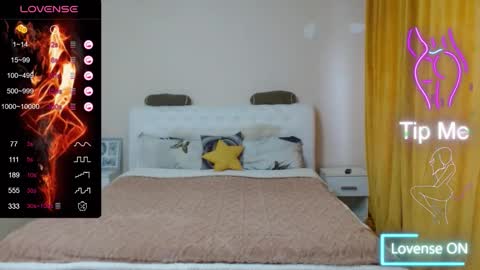 Snapshot of iamdaddyissues chatting on 10.15.25 Alice online show from 10.15.25