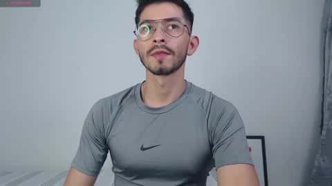 Snapshot of iamgdaniel chatting on 02.26.25 INDEPENDENT MODEL online show from 02.26.25