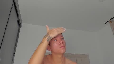 Juliiiiian online show from 03.14.26