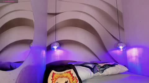 Nayuta online show from 01.04.25
