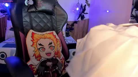 Nayuta online show from 10.10.25