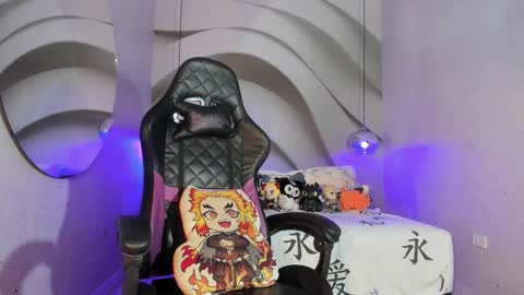 Nayuta online show from 11.13.25