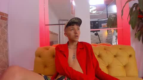 Snapshot of iamthiagox chatting on 01.06.25 Thiago online show from 01.06.25