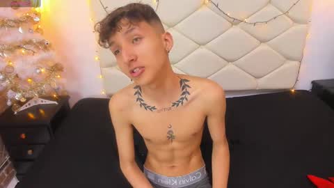 Snapshot of iamthiagox chatting on 01.11.25 Thiago online show from 01.11.25