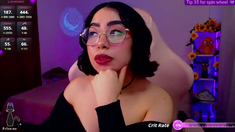 Snapshot of iamveroo chatting on 05.17.26 Veronica NDEPENT MODEL online show from 05.17.26