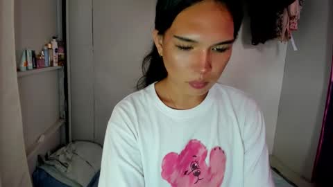 Snapshot of iamyourdesire_ chatting on 03.26.26 shhh online show from 03.26.26