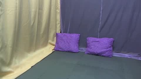 Kiara online show from 02.10.25