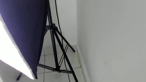 IAN CASTILLO online show from 02.17.25