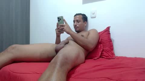 ian_taylor_xxx online show from 12.13.24