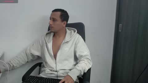ian_taylor_xxx online show from 01.27.25