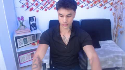 Snapshot of ian_west chatting on 02.23.26 Ian online show from 02.23.26