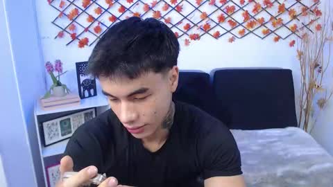 Snapshot of ian_west chatting on 02.24.26 Ian online show from 02.24.26