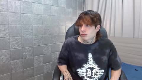 ian online show from 10.05.25