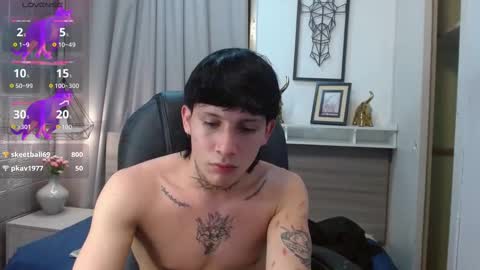 ian online show from 10.12.25