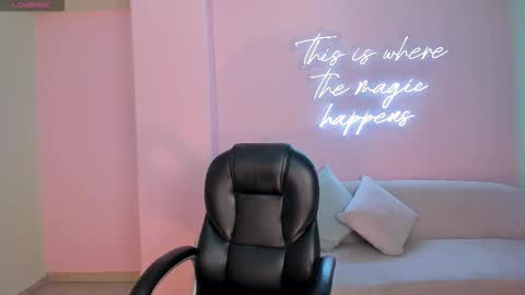 Ibiza  online show from 09.23.25