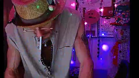 Snapshot of ibpms247 chatting on 12.28.24 PMS online show from 12.28.24