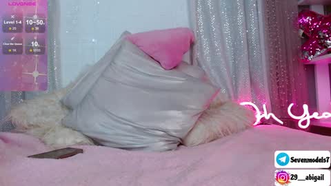 ice_y_abigail online show from 12.02.24
