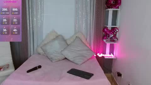 ice_y_abigail online show from 12.04.24