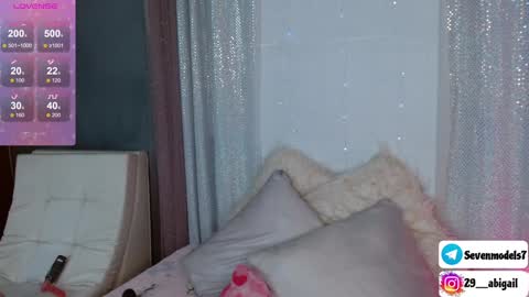 ice_y_abigail online show from 12.13.24