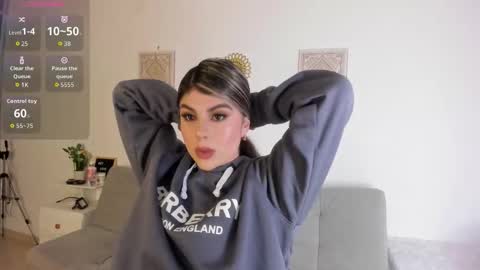 ice_y_abigail online show from 10.11.25