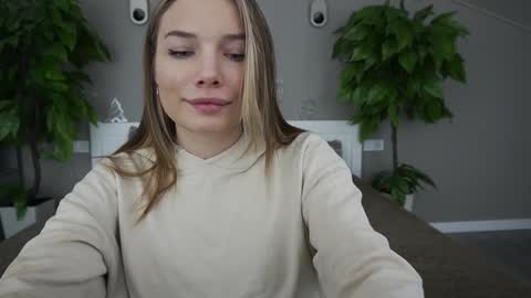 Danielle online show from 01.16.25