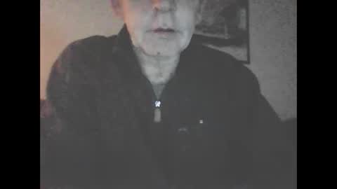 Snapshot of icemandude chatting on 11.15.25 icemandude online show from 11.15.25