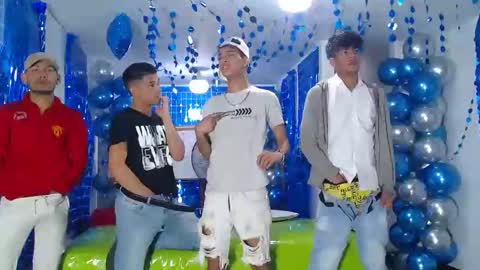 THOMAS AND DAMIAND online show from 01.11.25