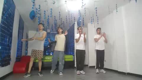 THOMAS AND DAMIAND online show from 02.28.25