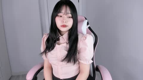 Snapshot of ichigo_o chatting on 01.18.25 Hitomi online show from 01.18.25