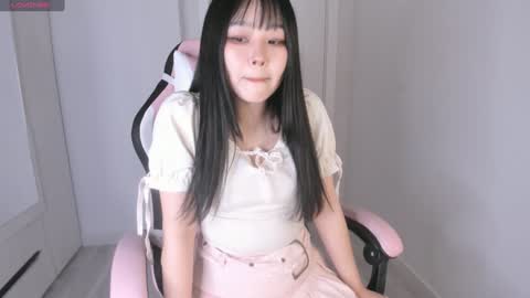 Snapshot of ichigo_o chatting on 02.01.25 Hitomi online show from 02.01.25