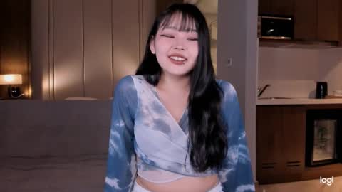 Snapshot of ichigo_o chatting on 03.09.25 Hitomi online show from 03.09.25