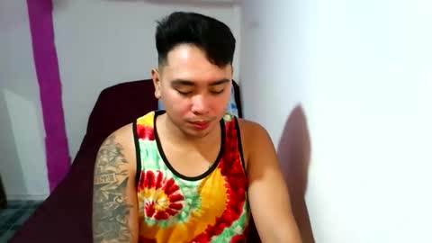 Snapshot of iconic_vince chatting on 09.11.25 iconic_vince online show from 09.11.25