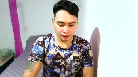 Snapshot of iconic_vince chatting on 09.12.25 iconic_vince online show from 09.12.25